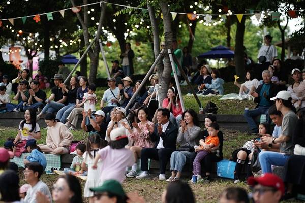 모두 모루 페스티벌 현장 / 사진=제주문화예술재단