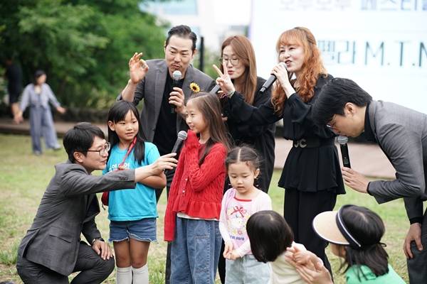 아카펠라팀 M.T.M의 공연 / 사진=제주문화예술재단