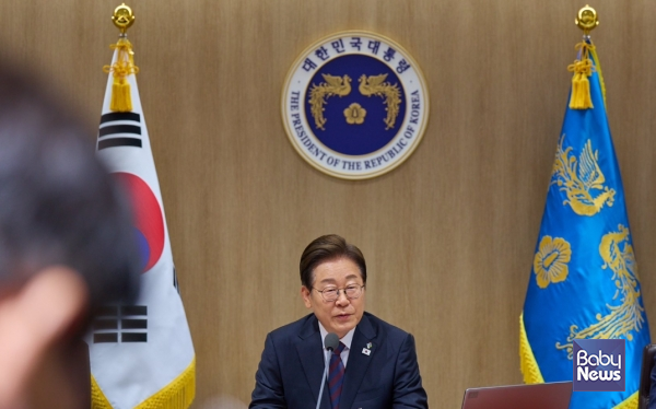 이재명 대통령이 10일 용산 대통령실에서 주재한 국무회의에서 내란 특검과 김건희 특검, 채 해병 특검 등 3대 특검법이 의결됐다. ⓒ이재명 대통령 페이스북 갈무리&nbsp;