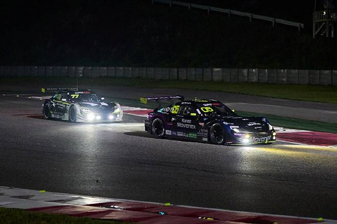 슈퍼레이스 나이트레이스 경기 모습. 사진=슈퍼레이스