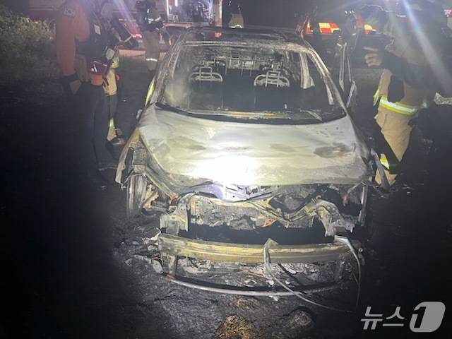 홍성 갈산면 대사리 화재 현장.  (홍성소방서 제공, 재판매 및 DB금지) / 뉴스1