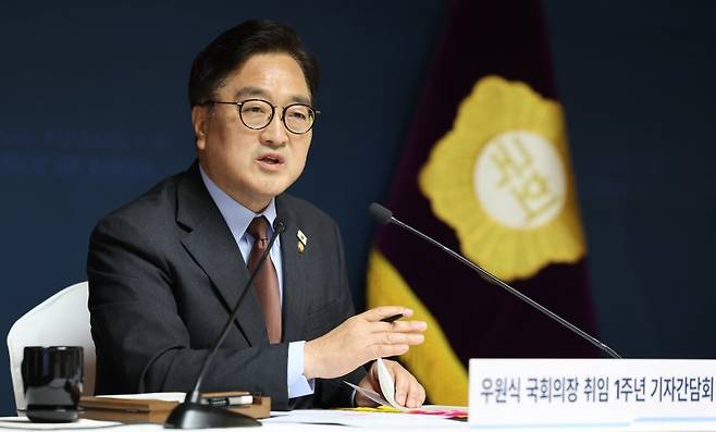 우원식 국회의장이 11일 서울 여의도 국회 사랑재에서 열린 취임 1주년 기자간담회에서 발언하고 있다. 사진=뉴시스