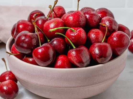 체리가 건강 전반에 긍정적인 효과를 보인다는 전문가의 견해가 공개됐다. 사진은 타트 체리. [사진=Better Homes & Gardens]