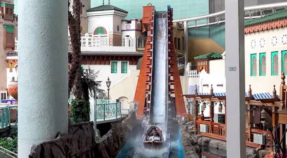 Lotte World's flume ride boat [LOTTE WORLD]