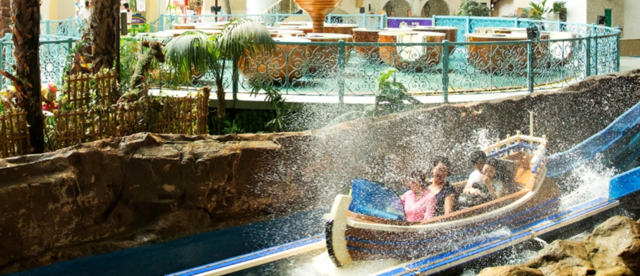 롯데월드 놀이기구 '후룸라이드'. 롯데월드 홈페이지