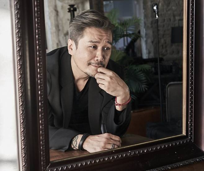 한국계 캐나다인 가수 JK김동욱이 명예훼손으로 고발당할 위기에 놓였다. /사진=인스타그램 갈무리