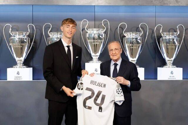 레알 마드리드가 딘 하위센의 영입을 완료했다./레알 마드리드