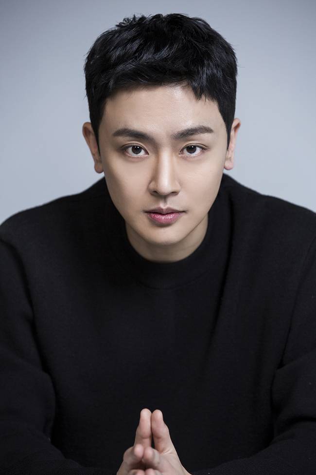 와이원엔터테인먼트 제공