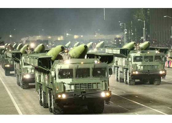 [서울=뉴시스]KN-23 북한판 이스칸데르로 불리는 KN-23(화성-11형) 탄도미사일. (사진=뉴시스DB) *재판매 및 DB 금지