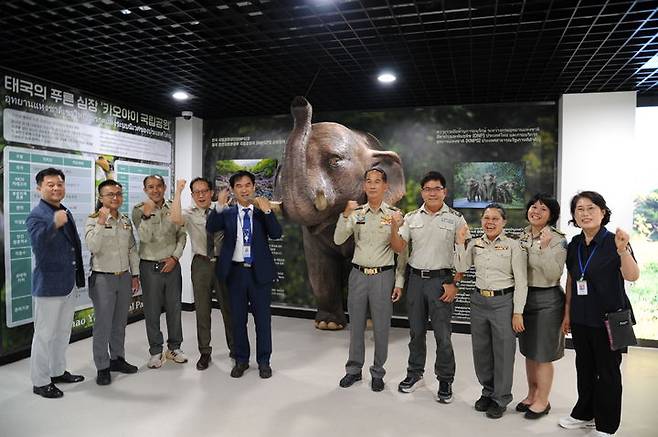[산청=뉴시스] 태국 카오야이국립공원 대표단, 지리산국립공원 방문 (사진=지리산국립공원 제공) 2025. 06. 11. photo@newsis.com  *재판매 및 DB 금지