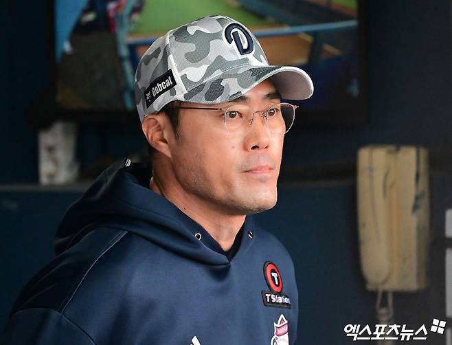 두산 베어스 조성환 감독대행이 11일 서산 퓨처스리그 경기를 직접 찾아 선수들의 플레이를 관찰했다. 조 대행은 내야수 오명진의 퓨처스리그 경기 플레이를 지켜본 뒤 1군 콜업을 결정했다. 엑스포츠뉴스 DB