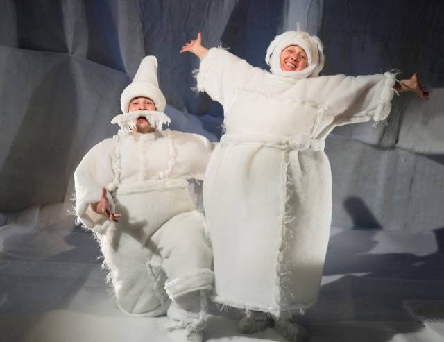 불가리아 크레도 씨어터 ‘영감이 하는 일은 언제나 옳아요’.