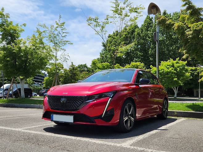 푸조 308 스마트 하이브리드. (사진=이데일리 이다원 기자)