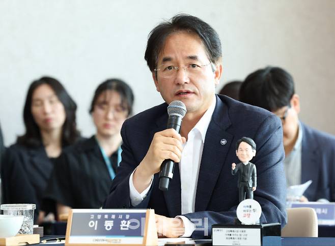‘대한민국특례시시장협의회 2025년 상반기 정기회의’에 참석한 이동환 시장이 특별법 제정 필요성에 대해 이야기하고 있다.(사진=고양특례시 제공)