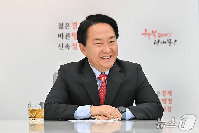 이성헌 서대문구청장이 뉴스1과 인터뷰를 하고 있다.(서대문구청 제공)