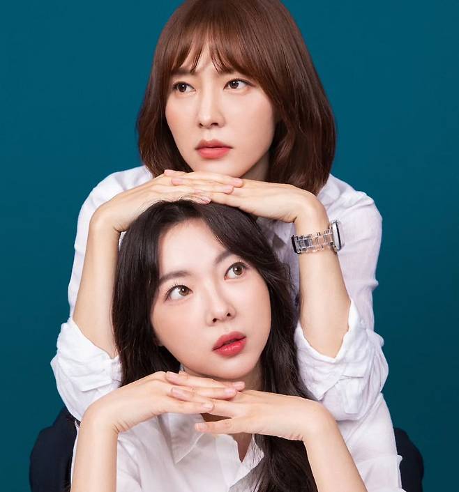 위  박소라, 아래 황정혜