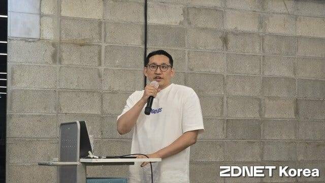 김하늘 얀고 애즈 한국 지사 비즈니스 개발 담당 매니저가 12일  ‘Yango Ads Live Seoul 2025’에서 발표하고 있다.