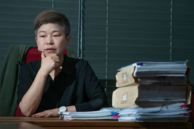 11일 서울 서초구에서 만난 김재련 변호사는 박원순 전 서울시장의 성범죄 확정 판결에 대해 “그를 법의 심판대에 세우진 못했지만, 그의 행위는 심판받았다”고 했다. /장련성 기자