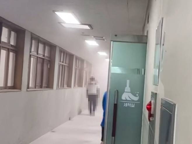 파주시 한 중학교에서 중학생이 교사의 훈계에 화가나 소화기를 난사하는 사건이 발생했다./독자 제공