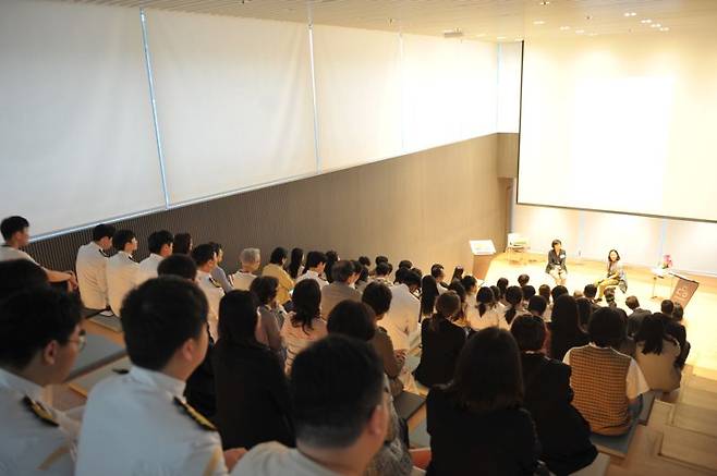 "빛이 머무는 시간"..헬레나 파라다 김, 서울 전시