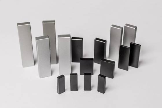 성림첨단산업이 생산해 현대차기아 등에 납품하는 희토류 사용 영구자석. 전기차 구동모터에 코일 대신 들어간다. 사진 성림첨단산업