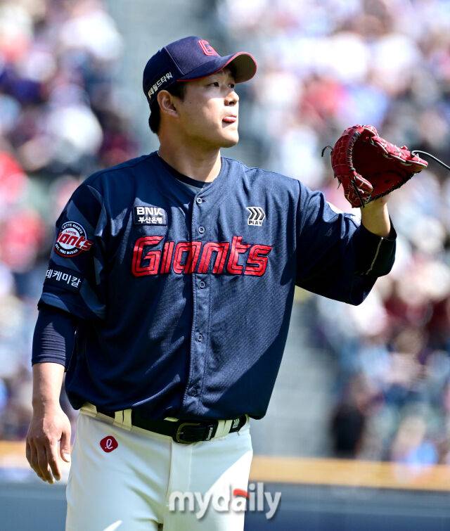 롯데 자이언츠 나균안./마이데일리