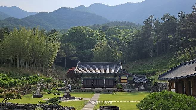 수선사 전경