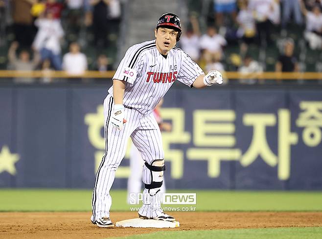 ▲ LG 트윈스 박동원. 박동원은 12일 잠실 SSG전에서 대타로 나와 3-3 균형을 깨는 역전 적시 2루타를 날렸다. ⓒ곽혜미 기자