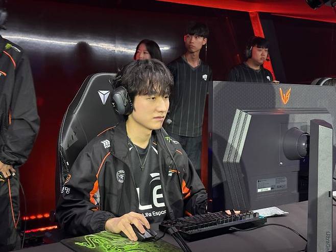 13일 부산 사직실내체육관에서 열린 LCK MSI 대표 선발전 3라운드에서 '피넛' 한왕호가 테스트 경기에 임하고 있다. ⓒ데일리안 황지현 기자