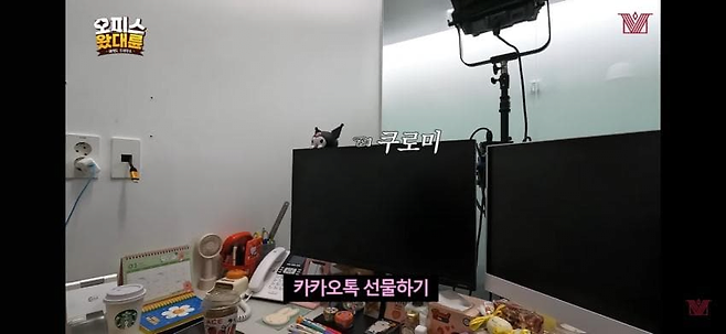 image.png 여자 변호사 사무실에 의외로 많은 것들