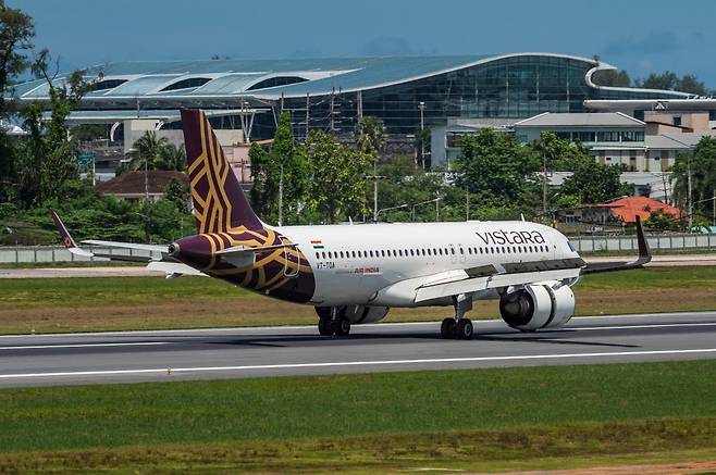 폭파 협박으로 푸껫으로 회항한 에어인디아 여객기. /사진=로이터