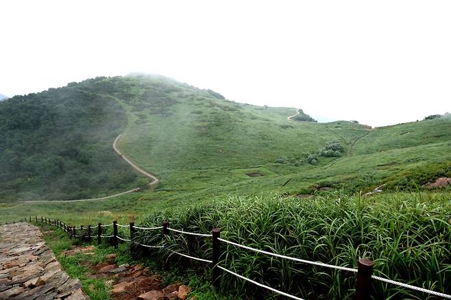 화왕산군립공원 전경