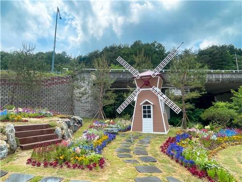 포천시, 청계호수 수변공원에 사진 무대 조성 [포천시 제공. 재판매 및 DB 금지]