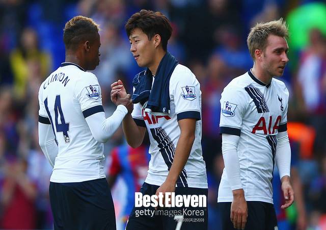 은지(가장 좌측)와 손흥민의 모습&nbsp;