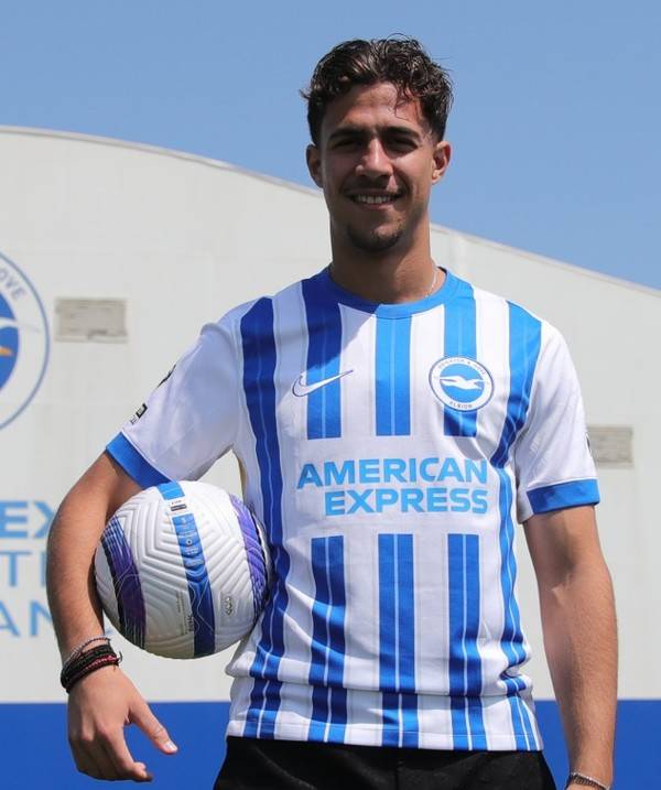 카라람포스 코스툴라스(브라이턴앤드호브앨비언). 브라이턴 X 캡처