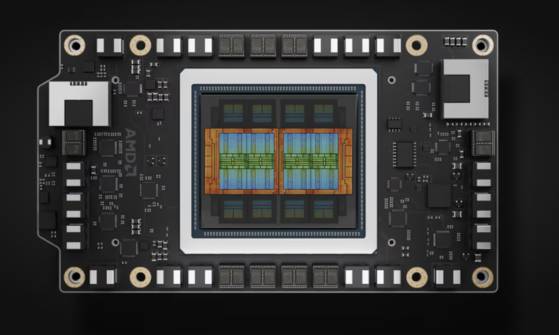 AMD 신형 GPU MI350. 사진 AMD