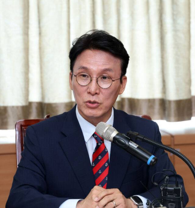 김민석 국무총리 후보자가 지난 13일 인사청문회 준비 사무실인 서울 종로구 금융감독원 연수원에서 개최한 ‘밥상물가 안정을 위한 경청 간담회’에서 발언하고 있다. 뉴시스