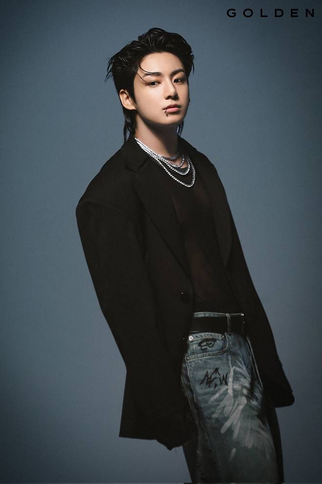 방탄소년단 정국 'GOLDEN', 스포티파이 누적 56억 돌파..亞 솔로 가수 앨범 최초 '新역사'