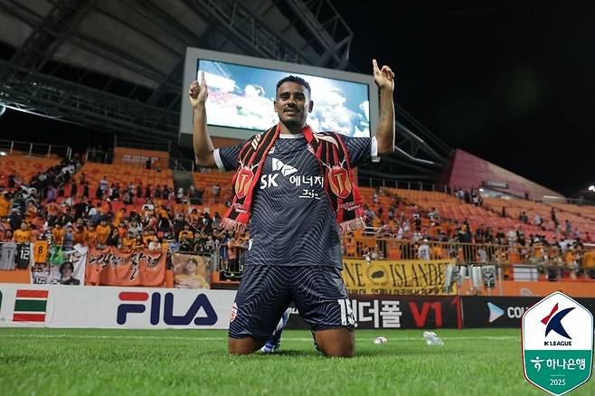 제주 역전골 넣은 데닐손 [한국프로축구연맹 제공. 재판매 및 DB 금지]