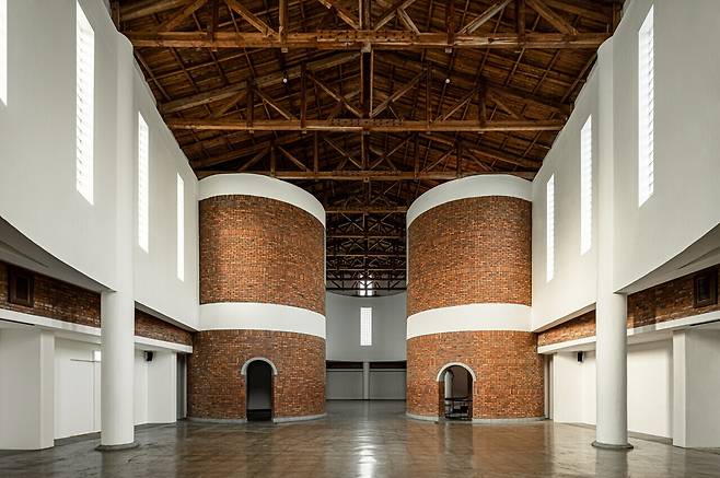 구정아트센터 실내 모습. 온양민속박물관 제공