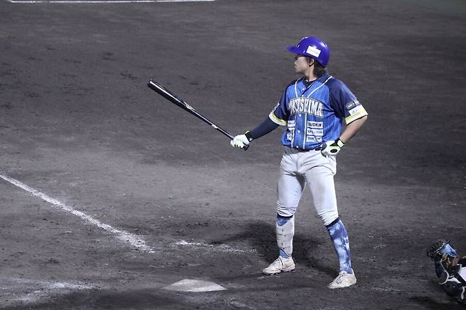 ▲ 장현진은 여러 포지션을 소화할 수 있는 능력에 타격에서도 재능이 있다는 평가를 받는다 ⓒSSG랜더스