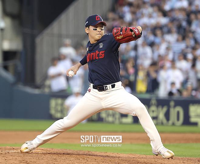 ▲ 부상으로 시즌 출발이 늦었던 최준용은 강력한 구위를 바탕으로 좋은 투구를 하고 있다 ⓒ곽혜미 기자