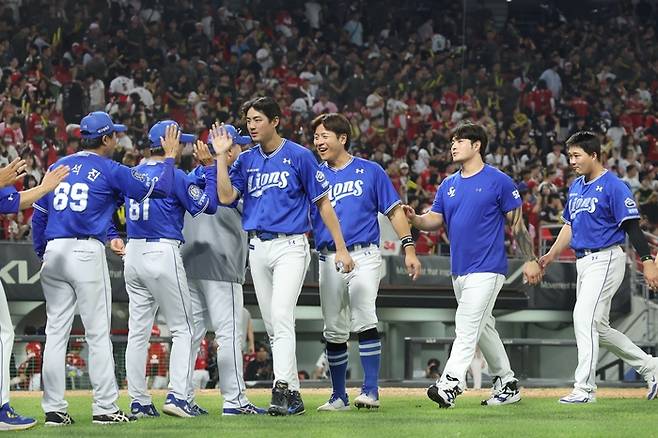 지난 12일 광주 기아챔피언스필드에서 열린 '2025 신한 SOL 뱅크 KBO리그' 삼성 라이온즈와 KIA 타이거즈  경기 후 선수단 모습. <삼성 라이온즈 제공>