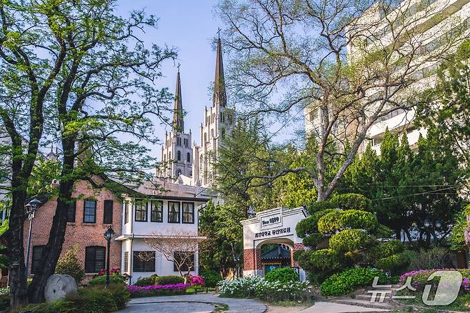 대구 중구지역 개신교 선교유적에 대한 유네스코 세계유산 등재가 추진된다. 사진은 대구의 선교유적 중 하나인 선교사 챔니스 주택. (대구 중구 제공. 재판매 및 DB 금지)/뉴스1