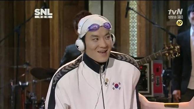 박태환 전 수영 국가대표 선수로 변신한 개그맨 정성호. /tvN 영상 캡처