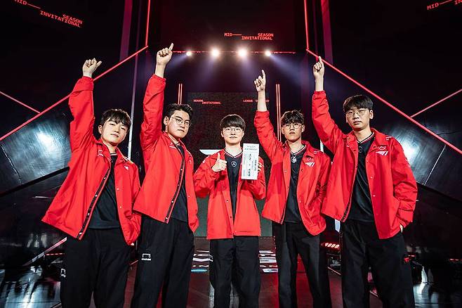 최종전에서 승리한 T1(자료 출처-LCK)