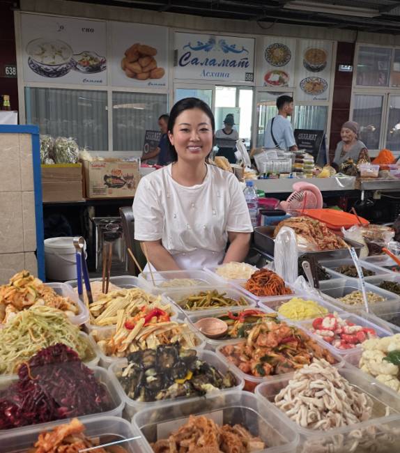 ▲ 그린바자르에서 만난 고려인 상인 전 마리나씨