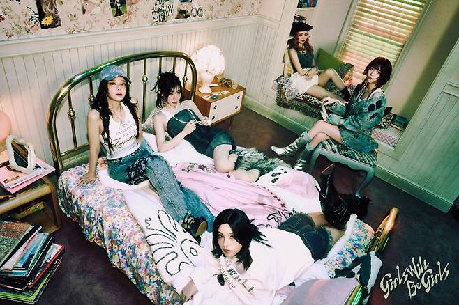 있지 미니 앨범 '걸스 윌 비 걸스' 단체사진. JYP엔터테인먼트 제공