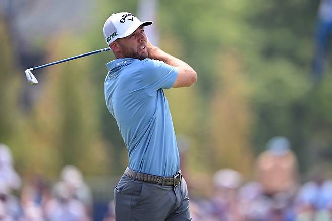 US오픈 둘째날까지 3언더파 137타를 기록하며 단독 선두에 이름을 올린 샘 번스. AFP 연합뉴스