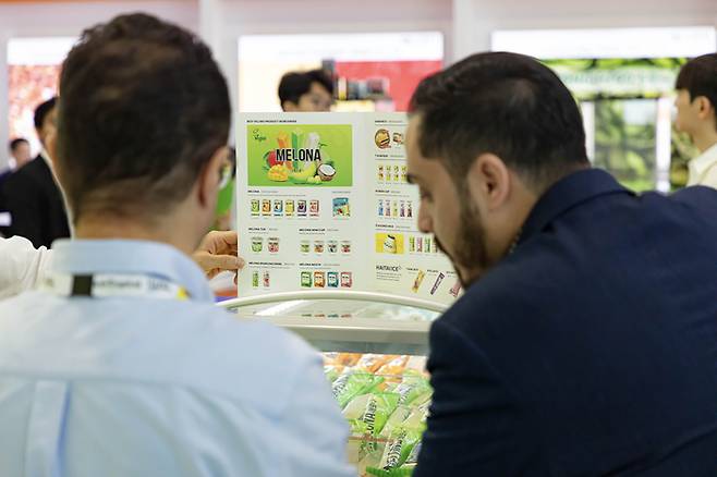 빙그레 ‘메로나’가 세계 3대 식품 박람회 중 하나인 ‘시알 파리 2024’에 소개됐다. [사진 출처 = 빙그레]